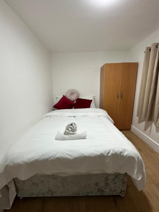 City Lodge Shadwell London Ngoại thất bức ảnh