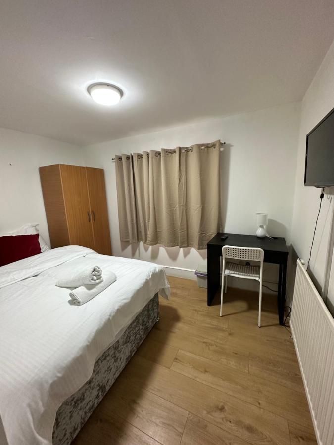 City Lodge Shadwell London Ngoại thất bức ảnh